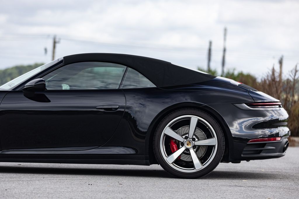 2020 Porsche 911 Image 45