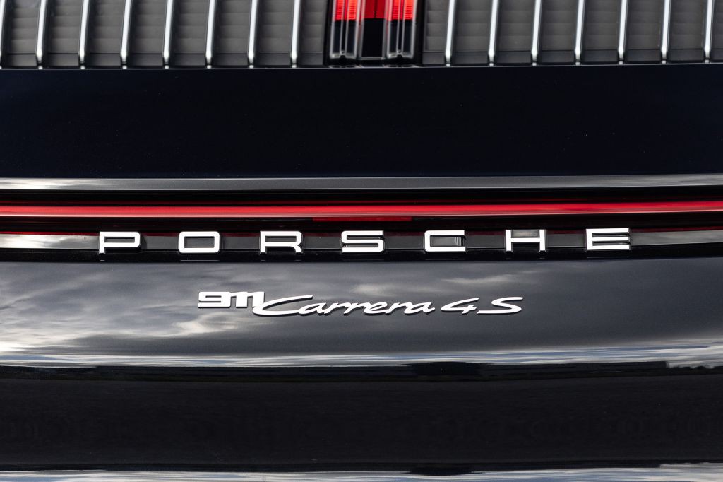 2020 Porsche 911 Image 56