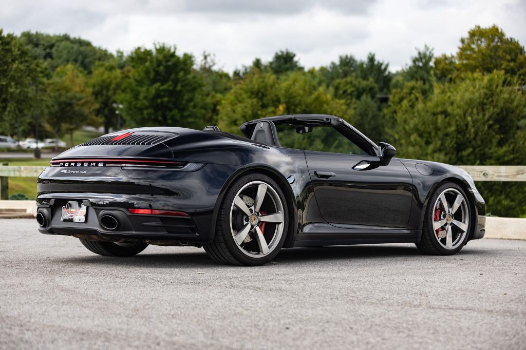2020 Porsche 911 Image 61