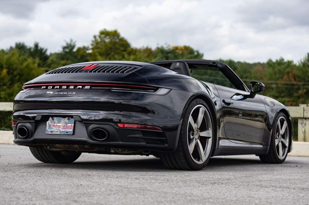 2020 Porsche 911 Image 64
