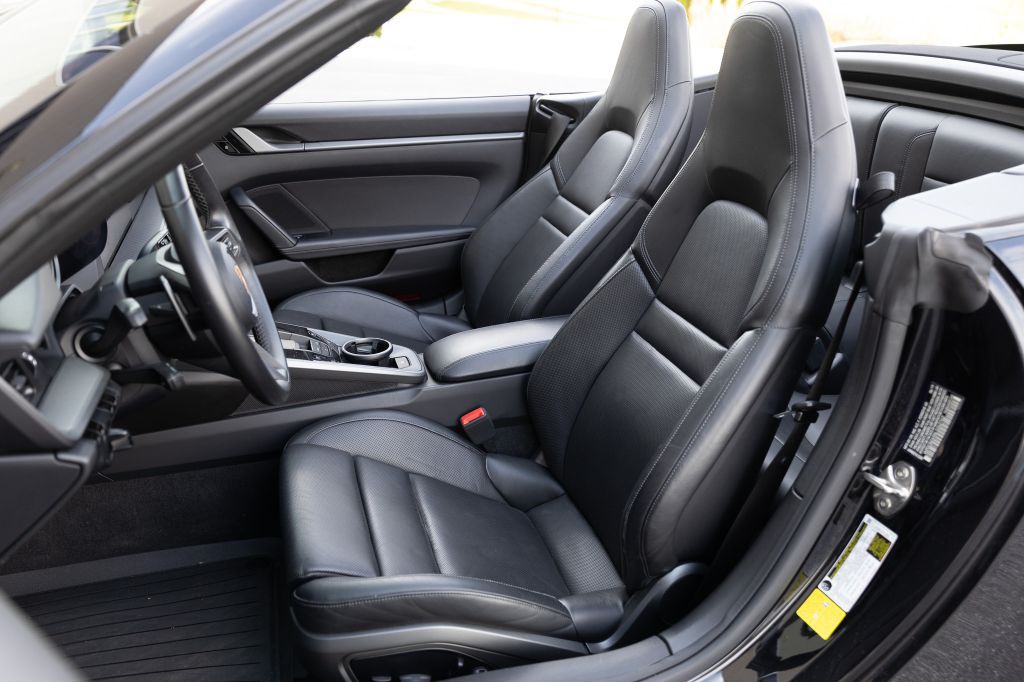 2020 Porsche 911 Image 78