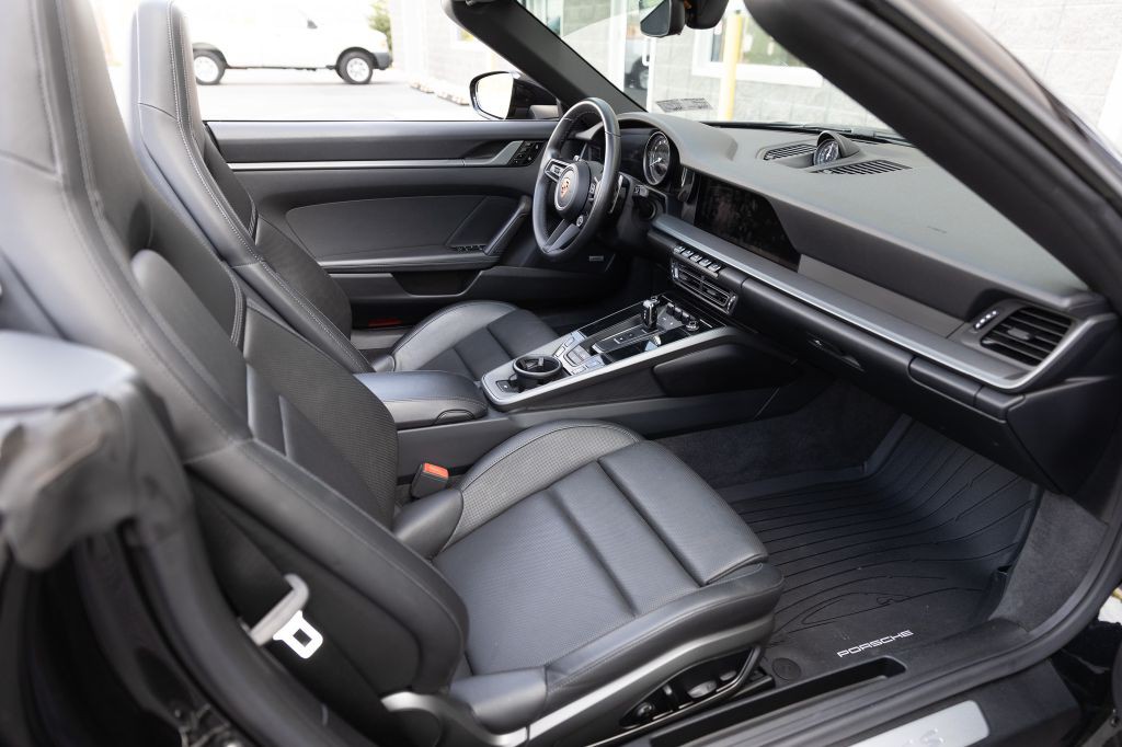 2020 Porsche 911 Image 87