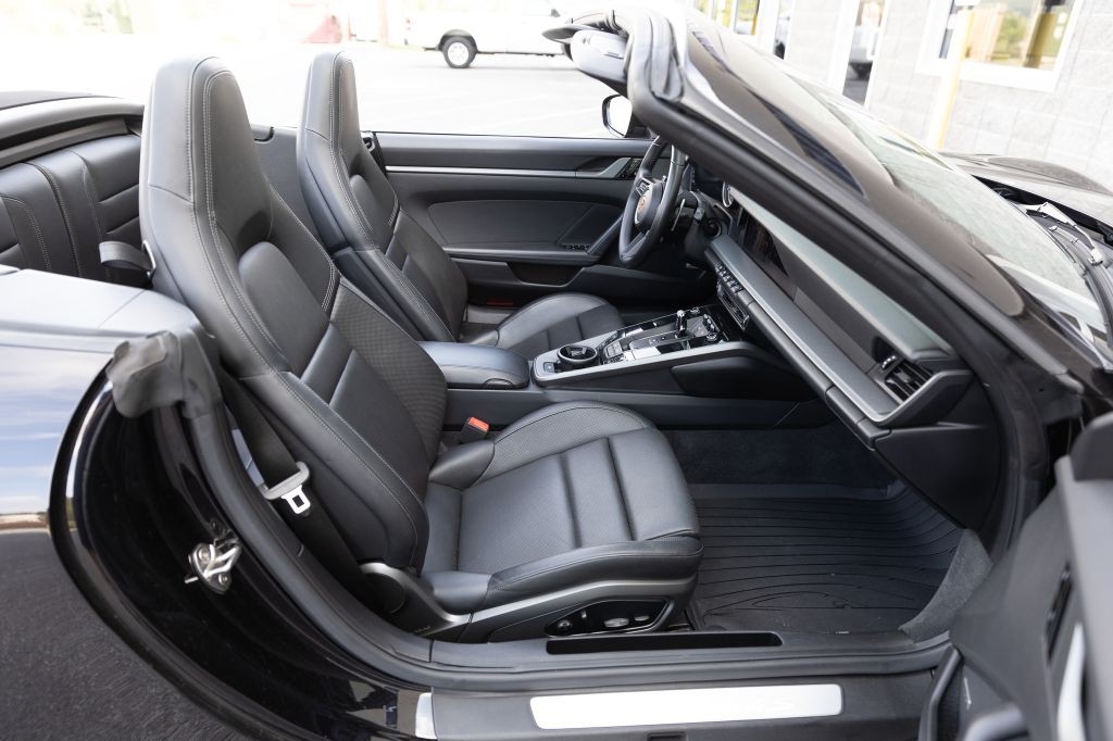 2020 Porsche 911 Image 88