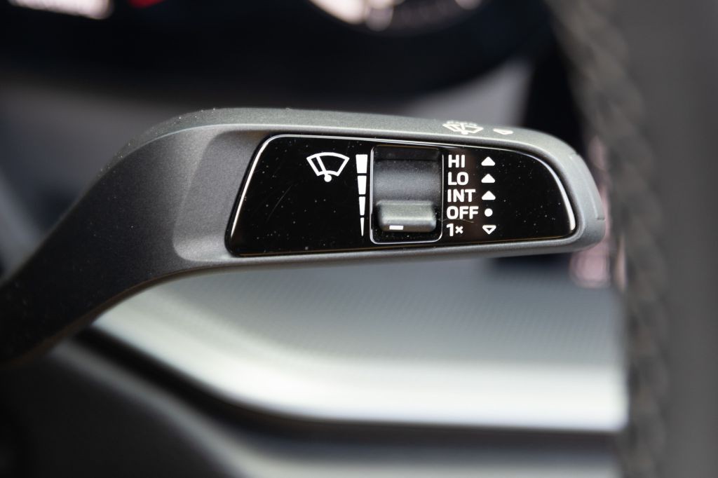 2020 Porsche 911 Image 103
