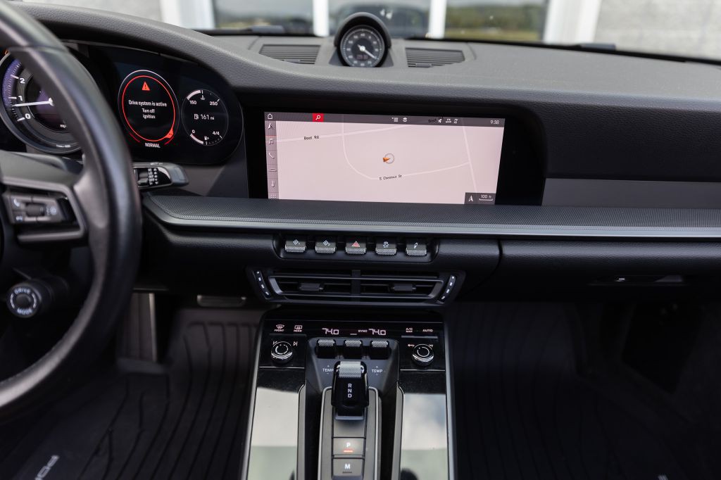 2020 Porsche 911 Image 112