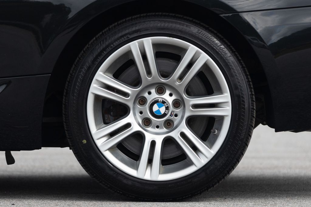 2013 BMW 3 Series Image 12