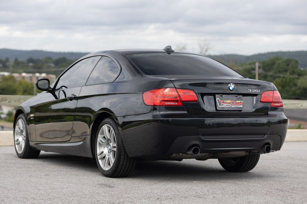 2013 BMW 3 Series Image 15