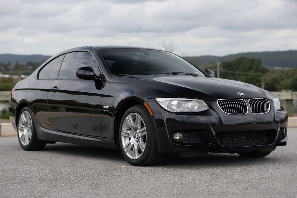 2013 BMW 3 Series Image 32