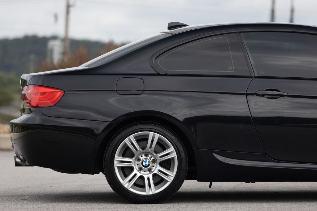 2013 BMW 3 Series Image 40