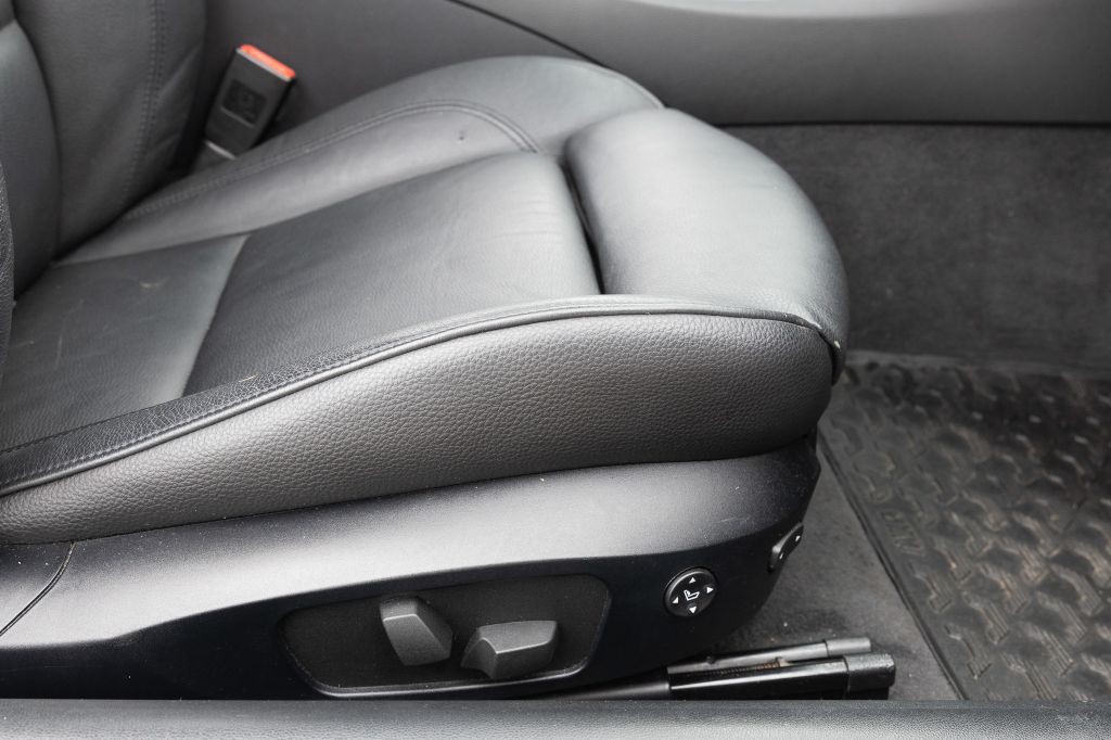 2013 BMW 3 Series Image 46