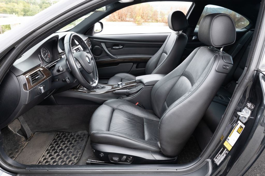 2013 BMW 3 Series Image 51