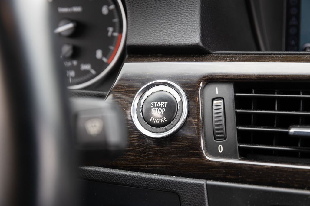 2013 BMW 3 Series Image 62