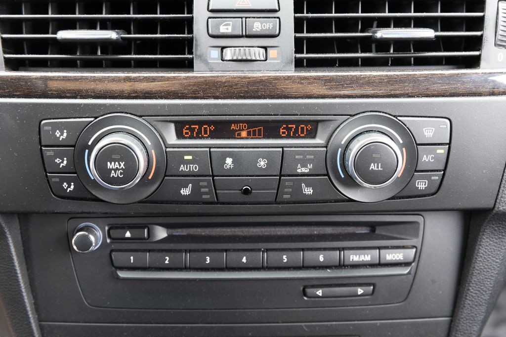 2013 BMW 3 Series Image 67