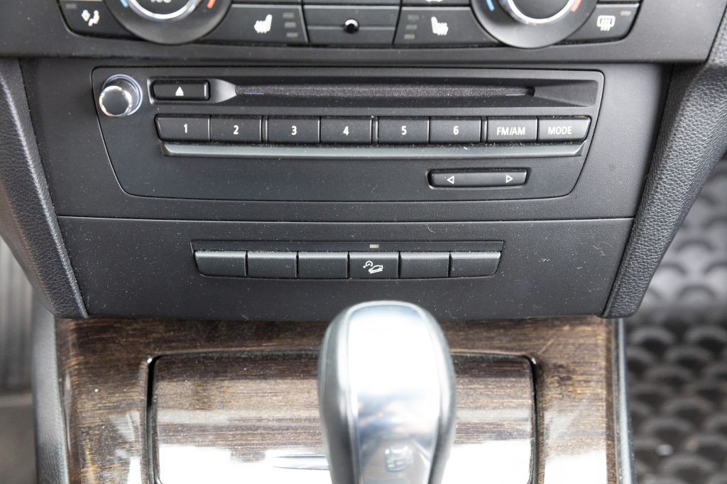 2013 BMW 3 Series Image 68