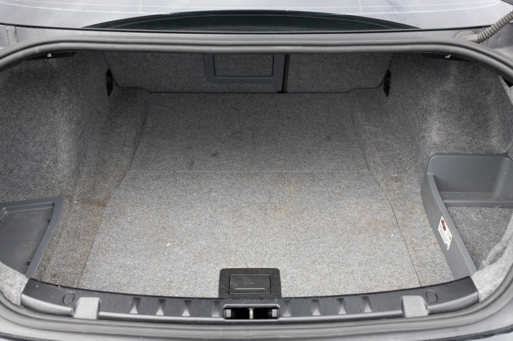 2013 BMW 3 Series Image 76
