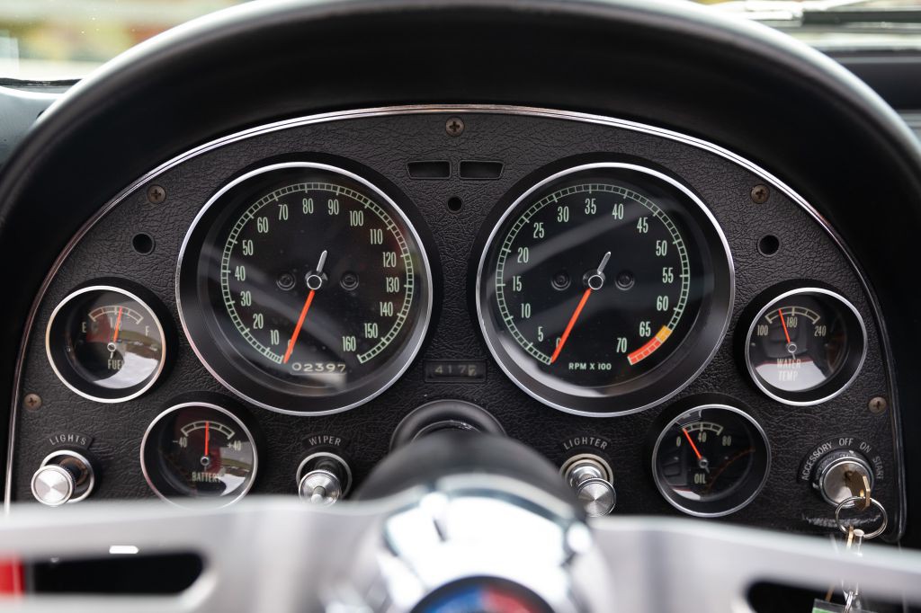 1965 Chevrolet Corvette Image 6