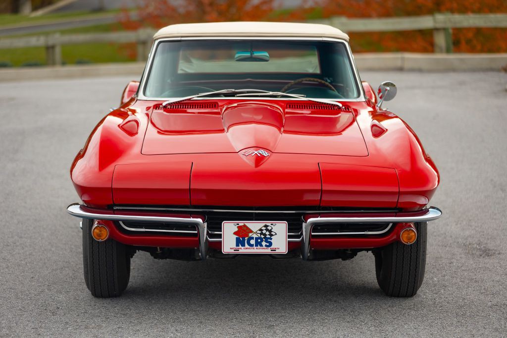 1965 Chevrolet Corvette Image 37