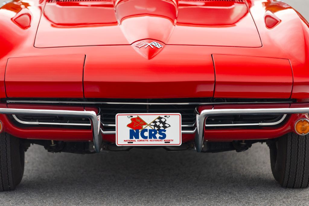 1965 Chevrolet Corvette Image 39