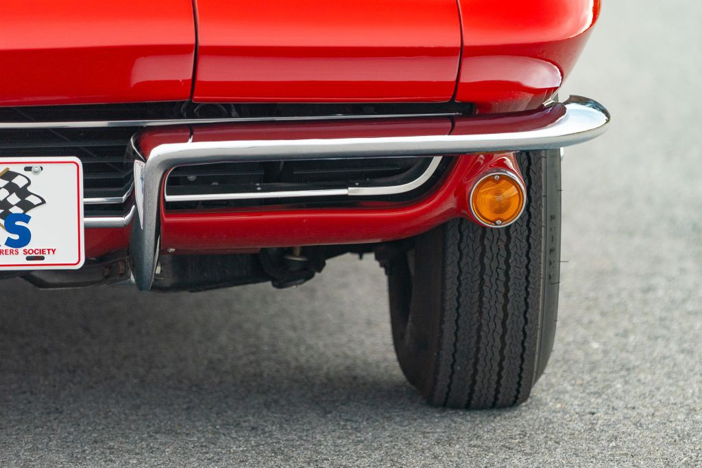 1965 Chevrolet Corvette Image 40