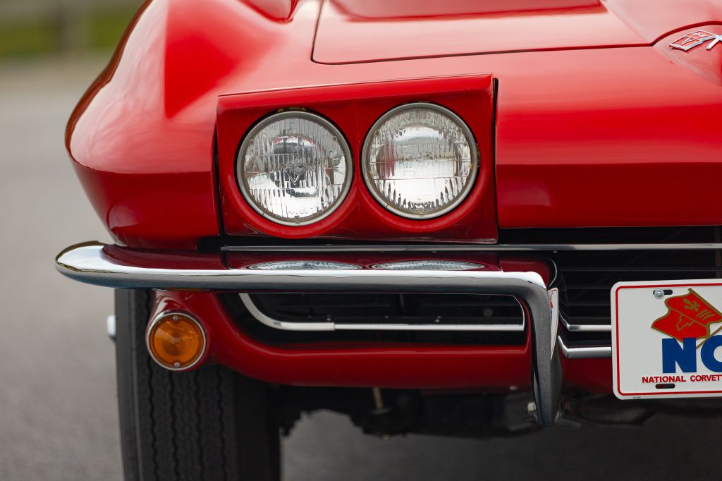 1965 Chevrolet Corvette Image 43