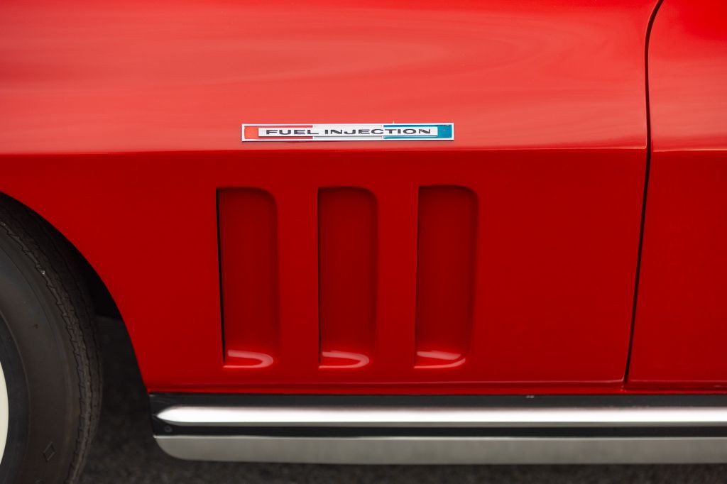 1965 Chevrolet Corvette Image 48