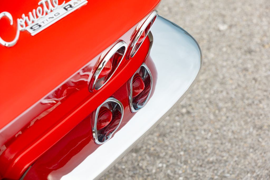 1965 Chevrolet Corvette Image 52