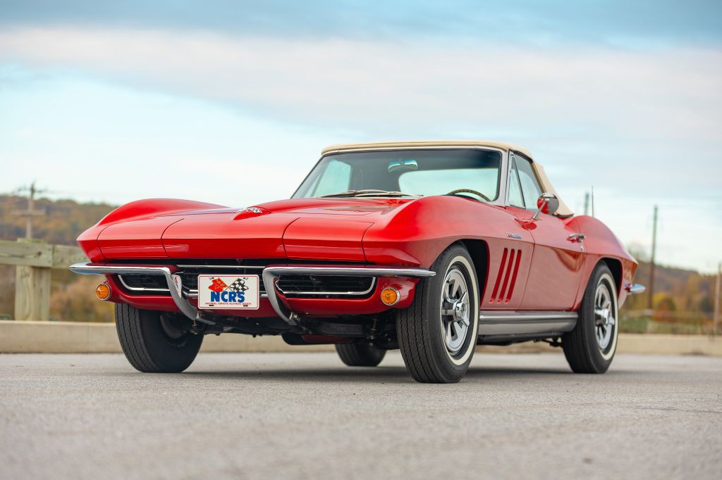 1965 Chevrolet Corvette Image 58