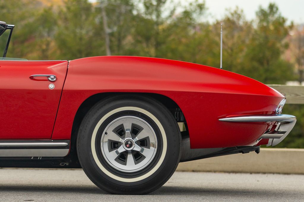 1965 Chevrolet Corvette Image 84