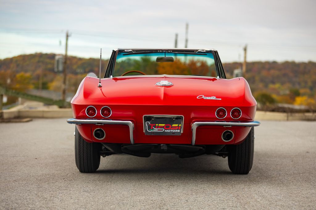 1965 Chevrolet Corvette Image 97