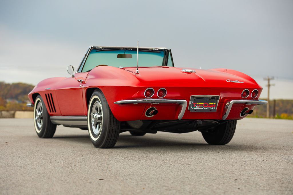 1965 Chevrolet Corvette Image 98