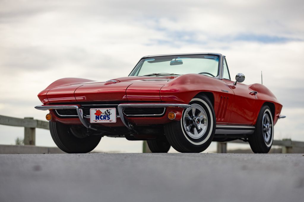 1965 Chevrolet Corvette Image 99