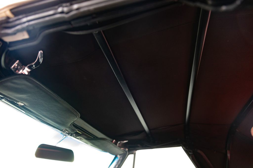 1965 Chevrolet Corvette Image 108