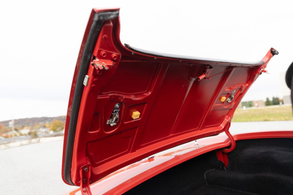 1965 Chevrolet Corvette Image 111