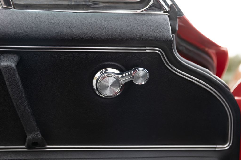 1965 Chevrolet Corvette Image 119