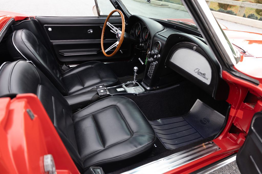 1965 Chevrolet Corvette Image 132