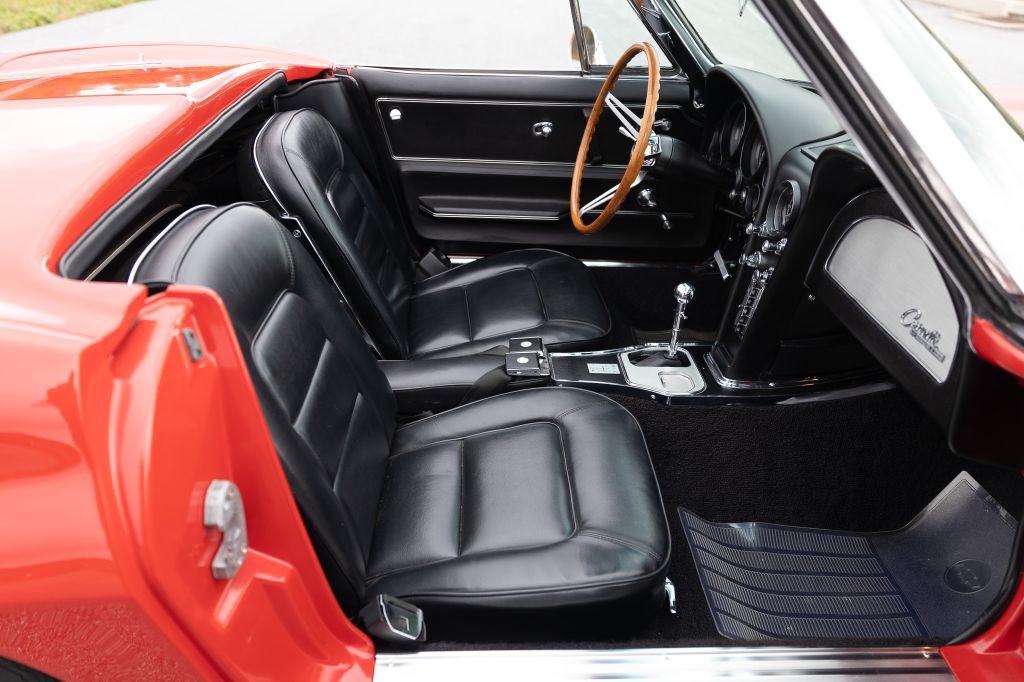 1965 Chevrolet Corvette Image 133