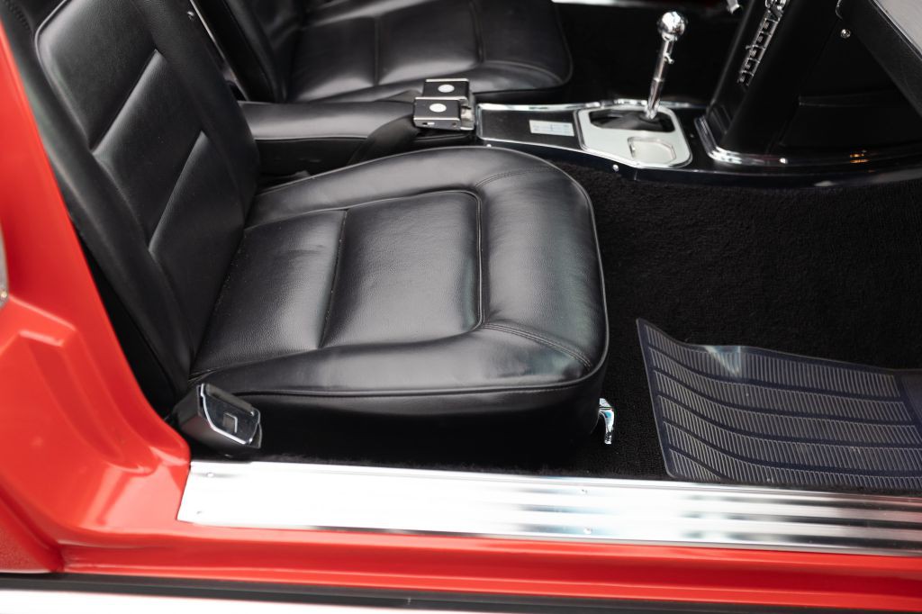 1965 Chevrolet Corvette Image 135