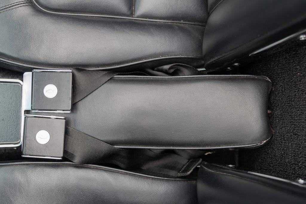 1965 Chevrolet Corvette Image 144