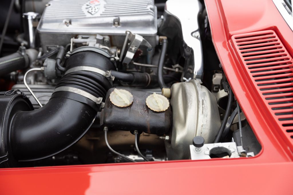 1965 Chevrolet Corvette Image 182