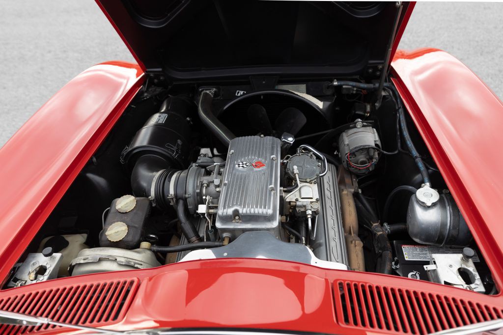 1965 Chevrolet Corvette Image 195