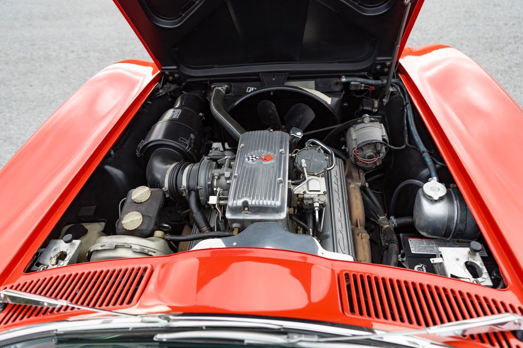 1965 Chevrolet Corvette Image 196