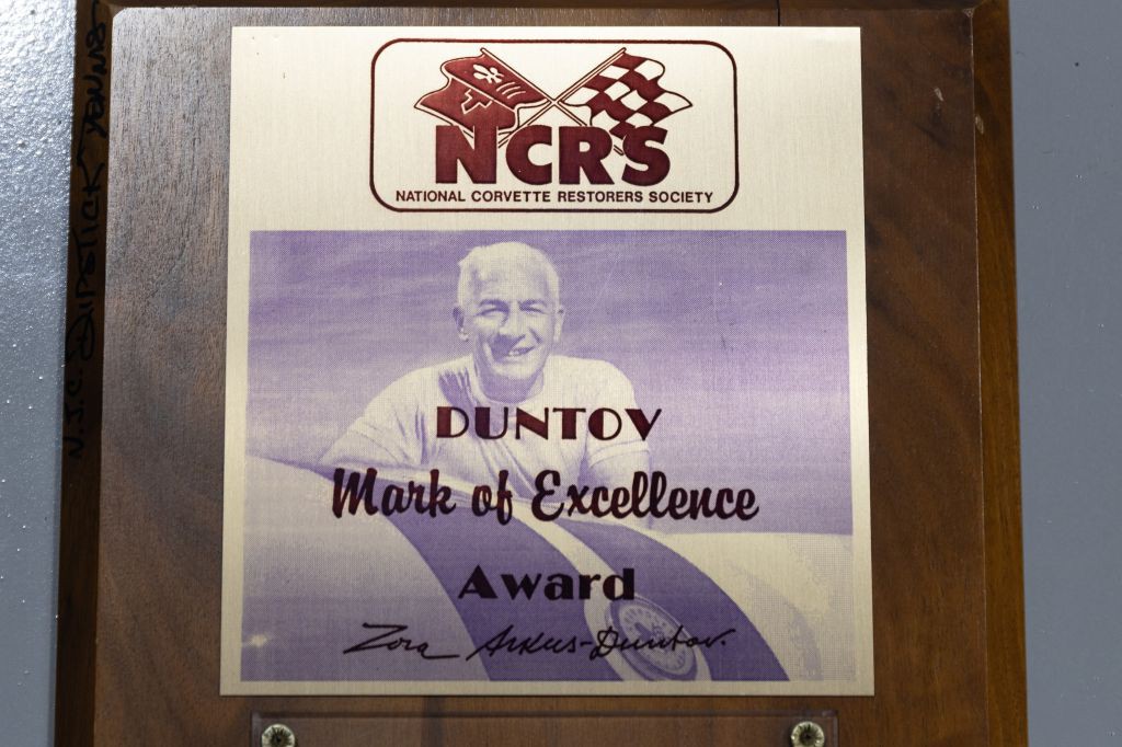 1965 Chevrolet Corvette Image 212