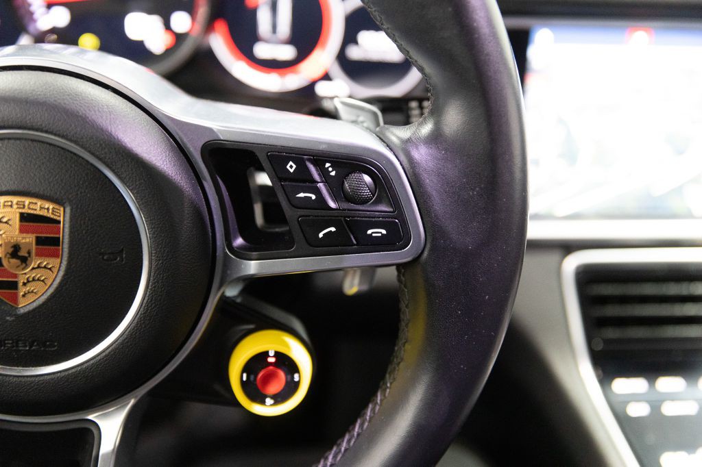 2018 Porsche Panamera Image 83