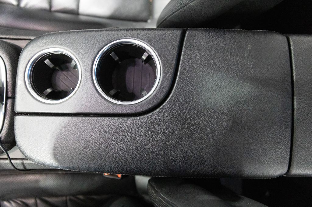 2018 Porsche Panamera Image 108