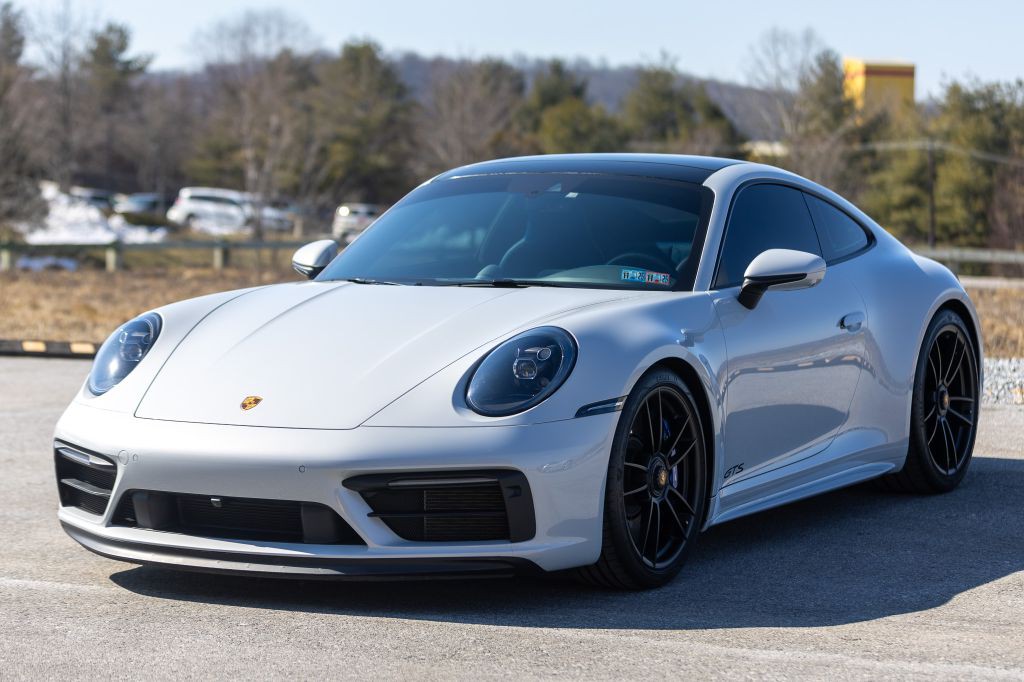 2023 Porsche 911 Image 6