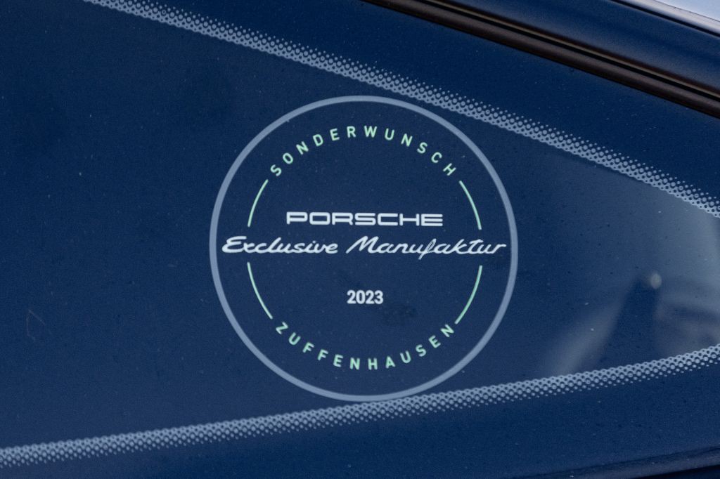 2023 Porsche 911 Image 9