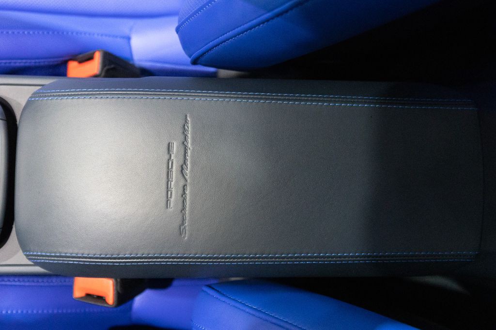 2023 Porsche 911 Image 11