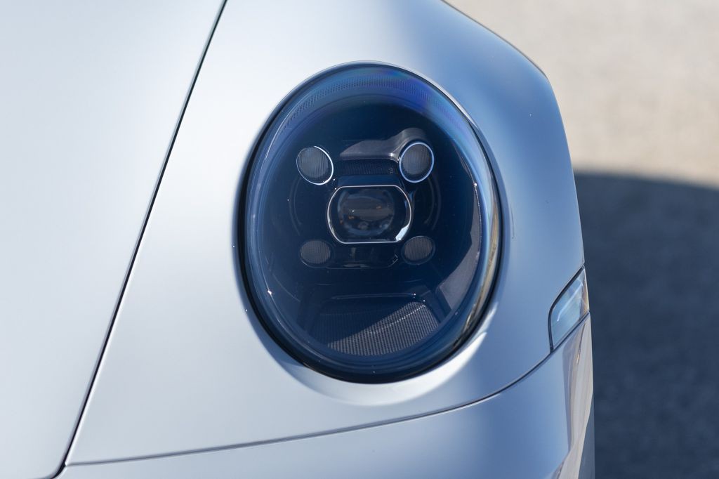 2023 Porsche 911 Image 18