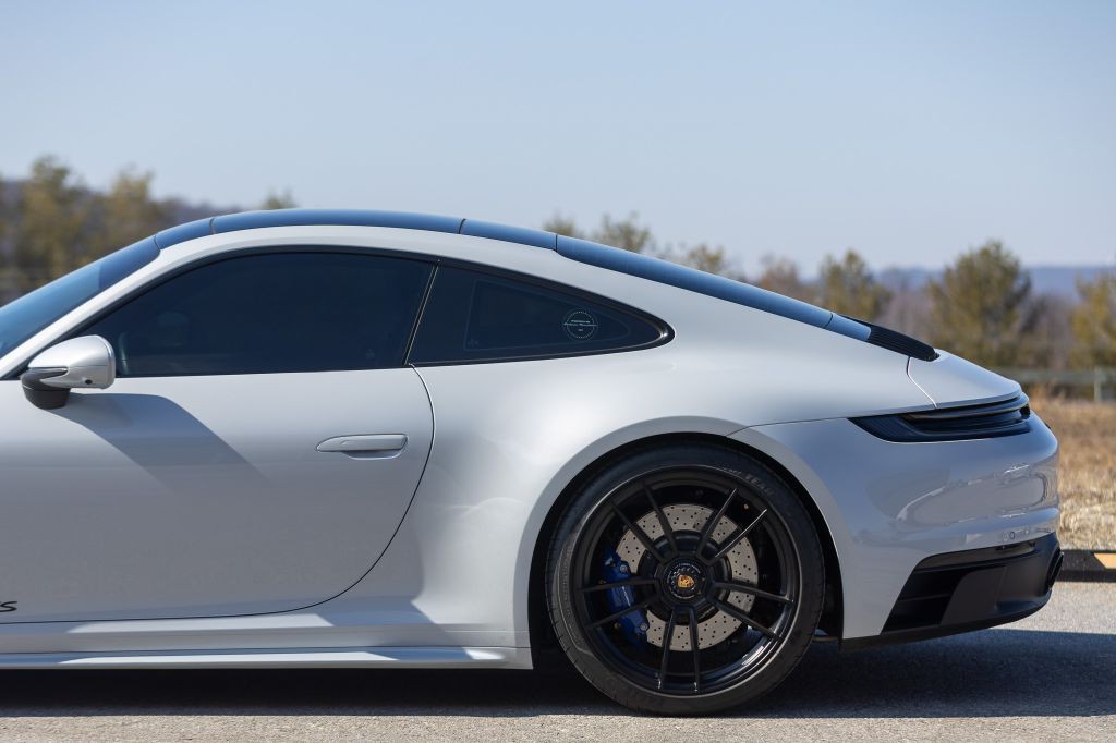 2023 Porsche 911 Image 27