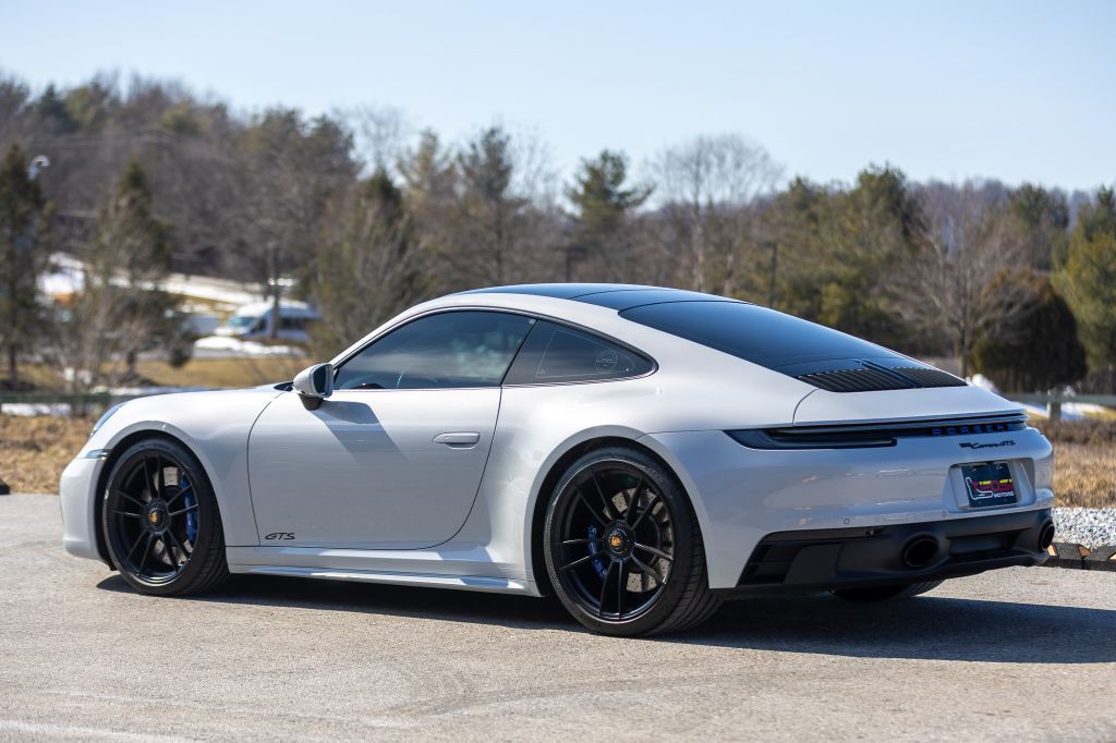 2023 Porsche 911 Image 29